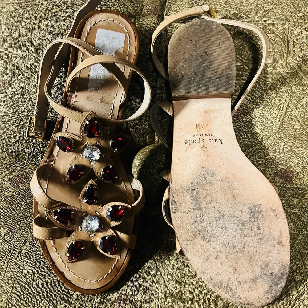 Jeweled Kate Spade sandals. - Picture 3 of 6